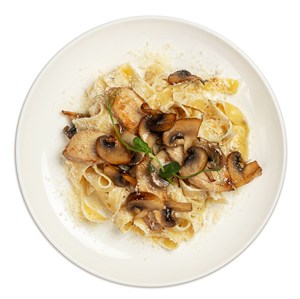 Паста с курицей и грибами 02745